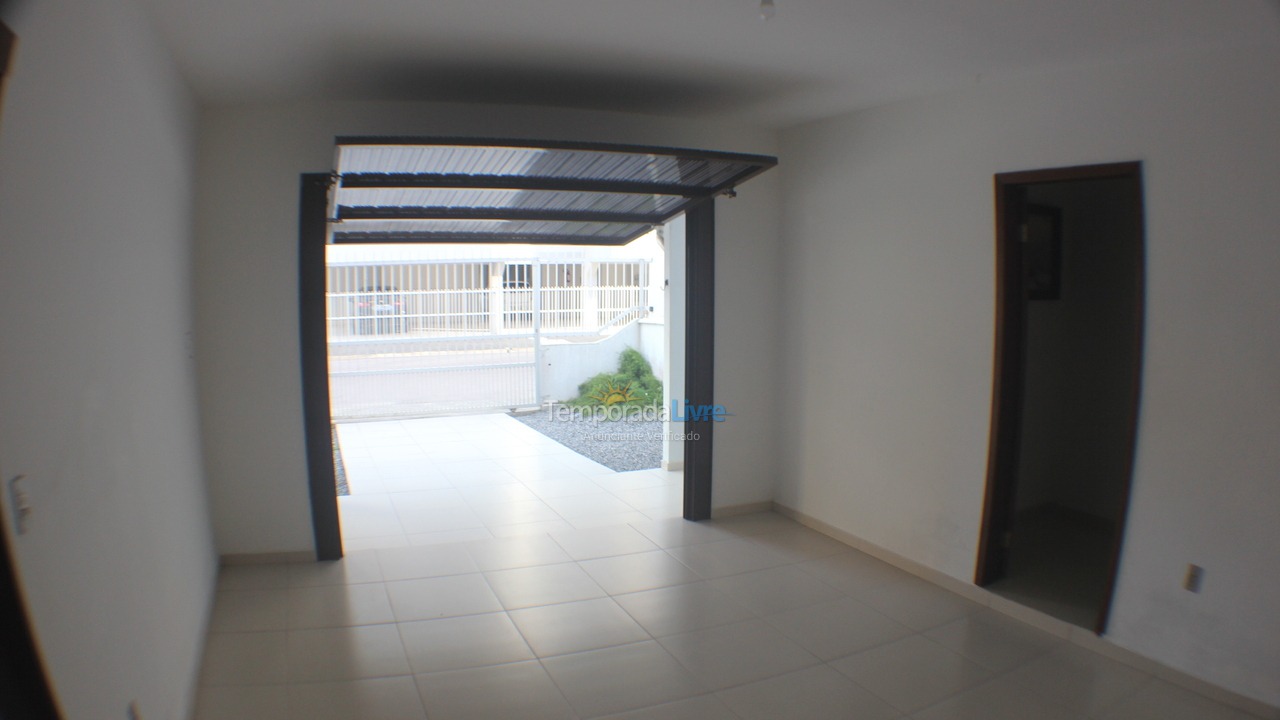 House for vacation rental in Itapema (Meia Praia)