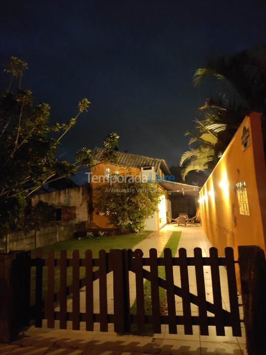 Casa para aluguel de temporada em Guaratuba (Barra do Saí)