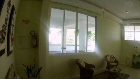 Maravilhoso Apartamento (16) com 03 dormitórios frente ao mar