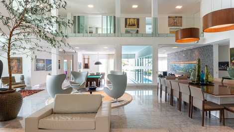 Exclusive Mansion on the Beira Mar de Muro Alto