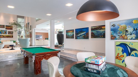 Exclusive Mansion on the Beira Mar de Muro Alto