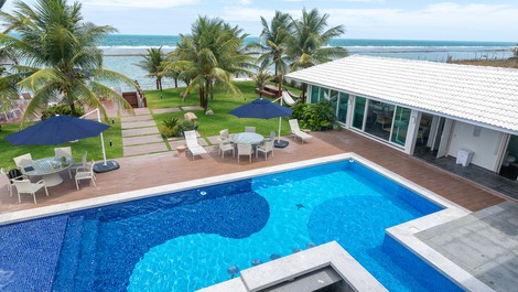 Exclusive Mansion on the Beira Mar de Muro Alto