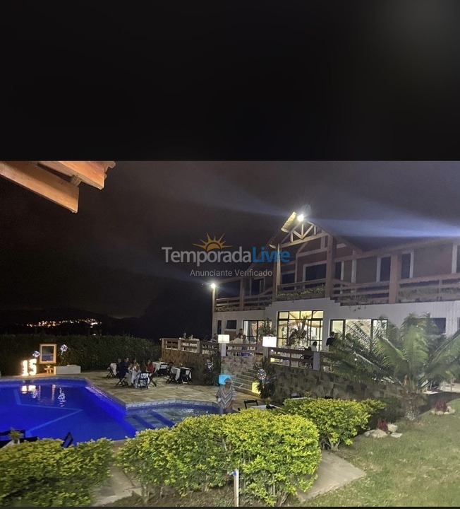 Granja para alquiler de vacaciones em Araçariguama (Chácara dora)