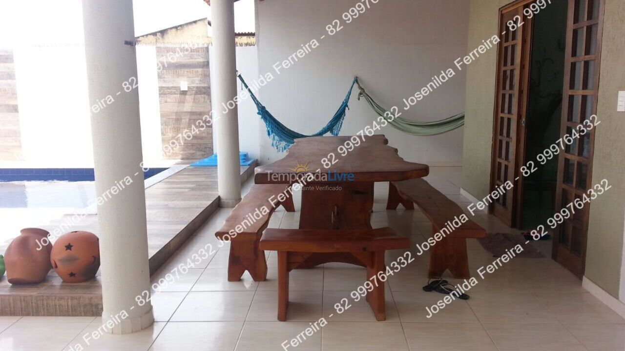 Casa para aluguel de temporada em Barra de São Miguel (Barra de São Miguel)