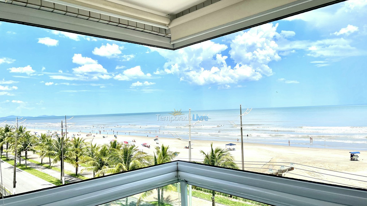 Apartamento para aluguel de temporada em Praia Grande (Solemar)