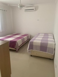 Beautiful apartment on the beach of Porpoises in Ubatuba