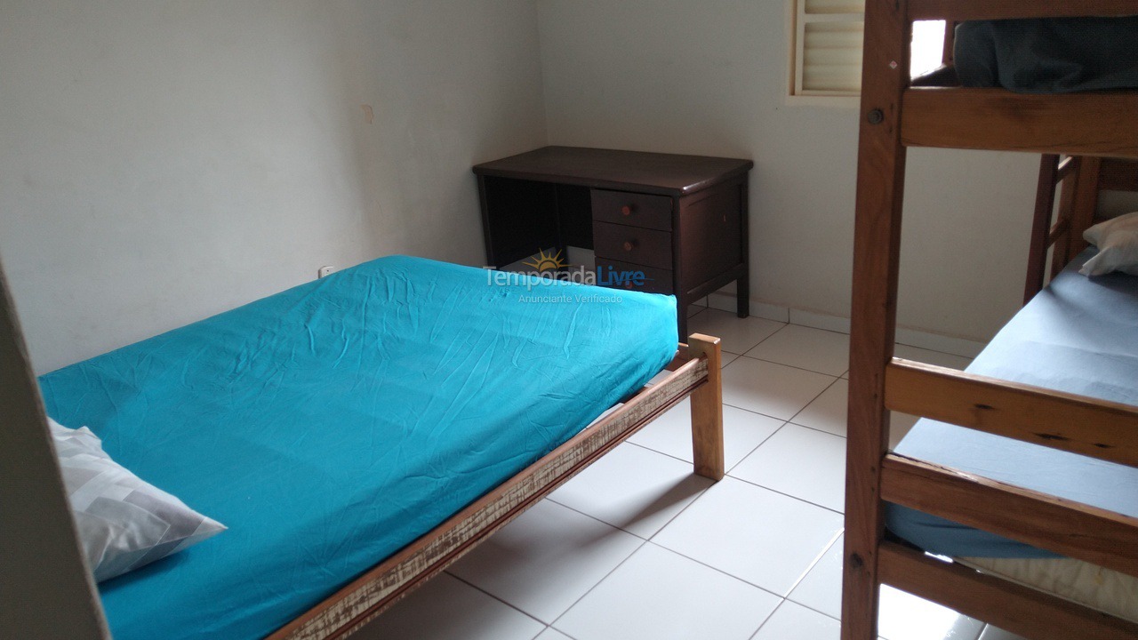 Casa para aluguel de temporada em São João Batista do Glória (Centro)