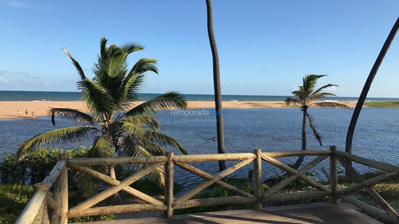 Apartamento para aluguel de temporada em Mata de São João (Imbassaí)