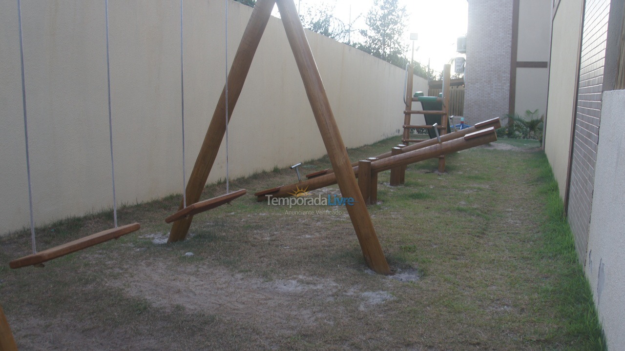 Apartamento para aluguel de temporada em Mata de São João (Imbassaí)