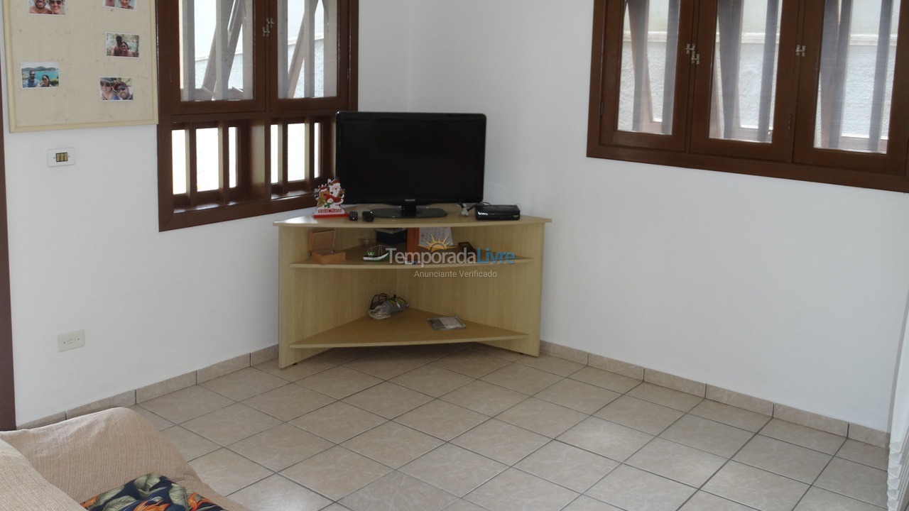 Casa para aluguel de temporada em Ubatuba (Lagoinha)