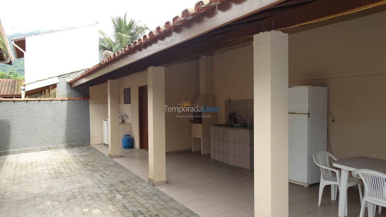 Casa para aluguel de temporada em Ubatuba (Lagoinha)