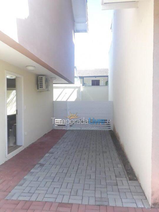 Casa para aluguel de temporada em São Sebastião (Juquehy)