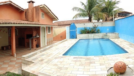 Piscina 4 x 7m e profundidade 0,60 a 1,40