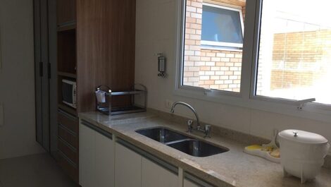 Pie hermoso en forma en la arena | 4 suites | Vista al mar | Balcón gourmet