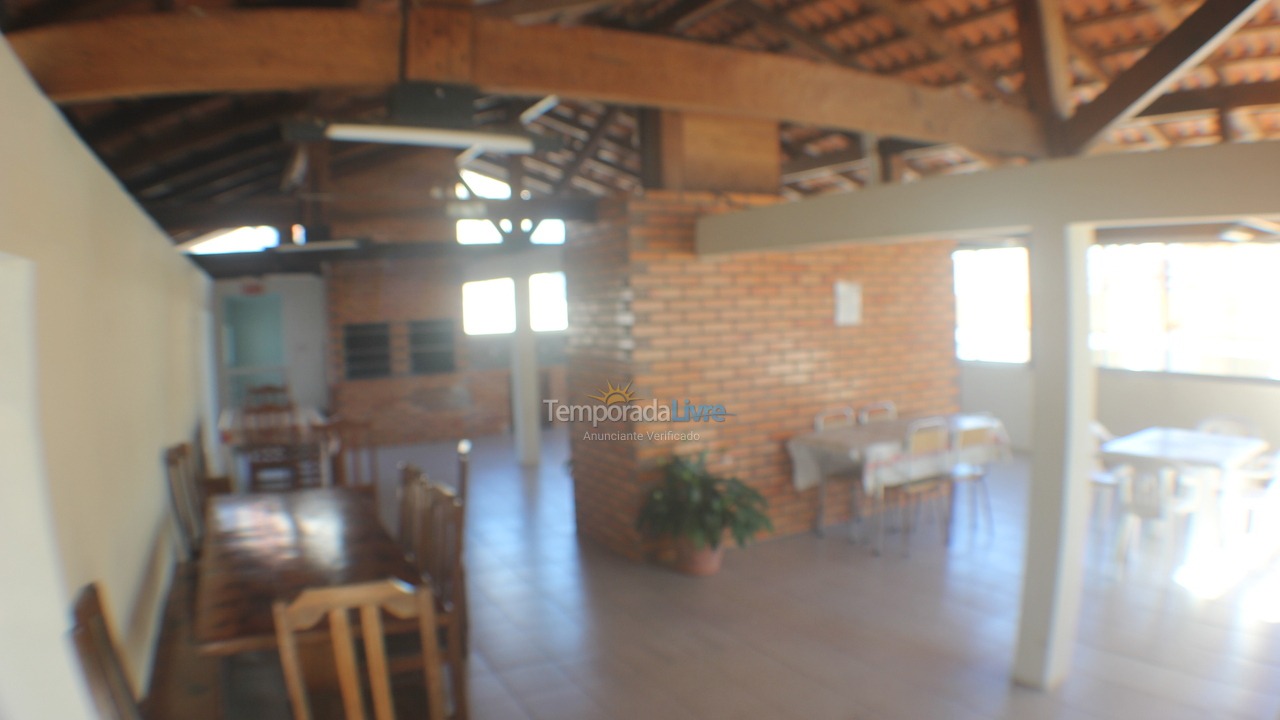 Apartamento para aluguel de temporada em Itapema (Meia Praia)