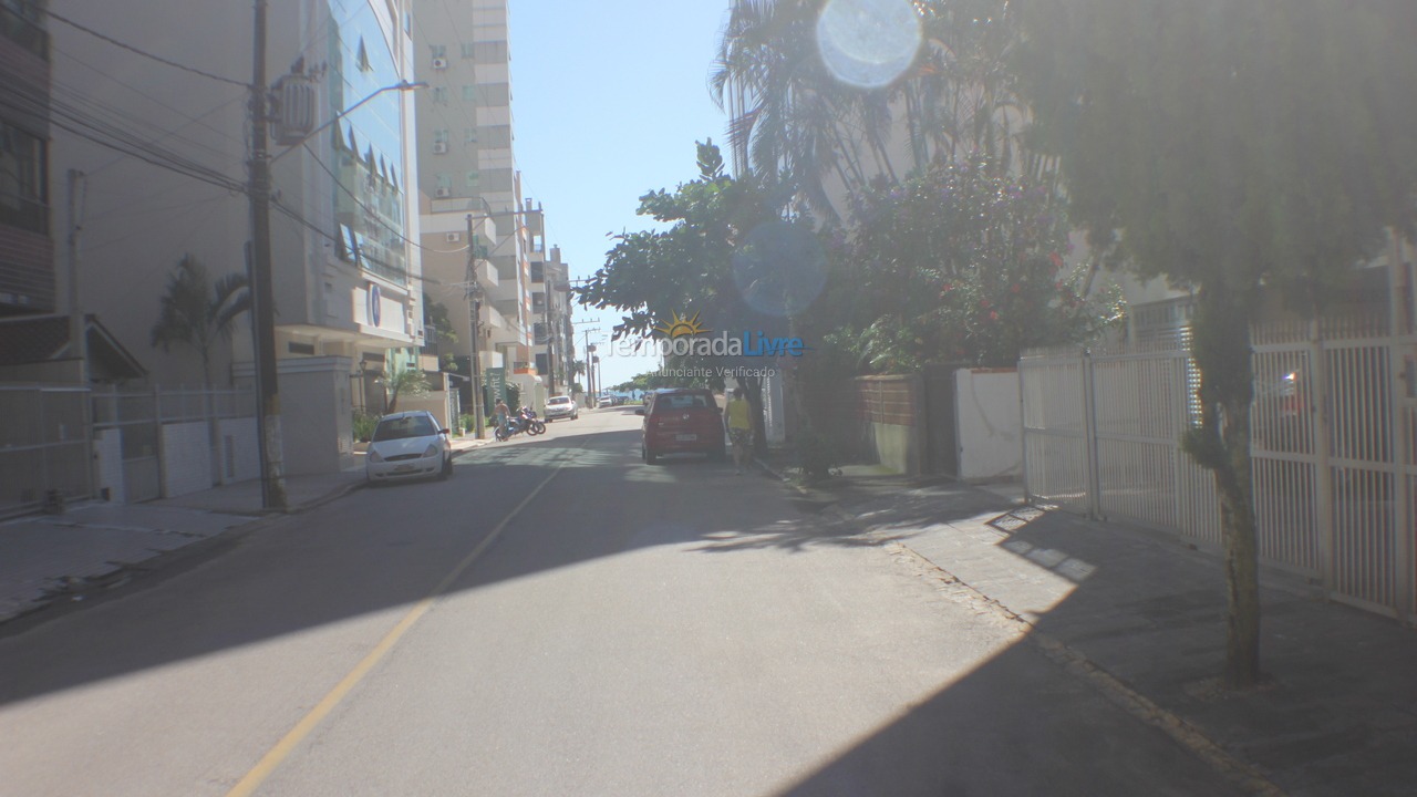 Apartamento para alquiler de vacaciones em Itapema (Meia Praia)