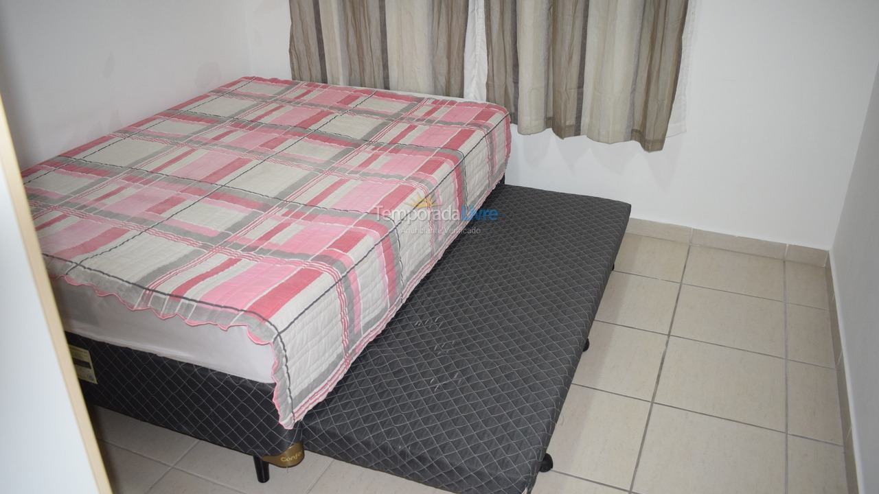 Apartamento para aluguel de temporada em Praia Grande (Guilhermina)