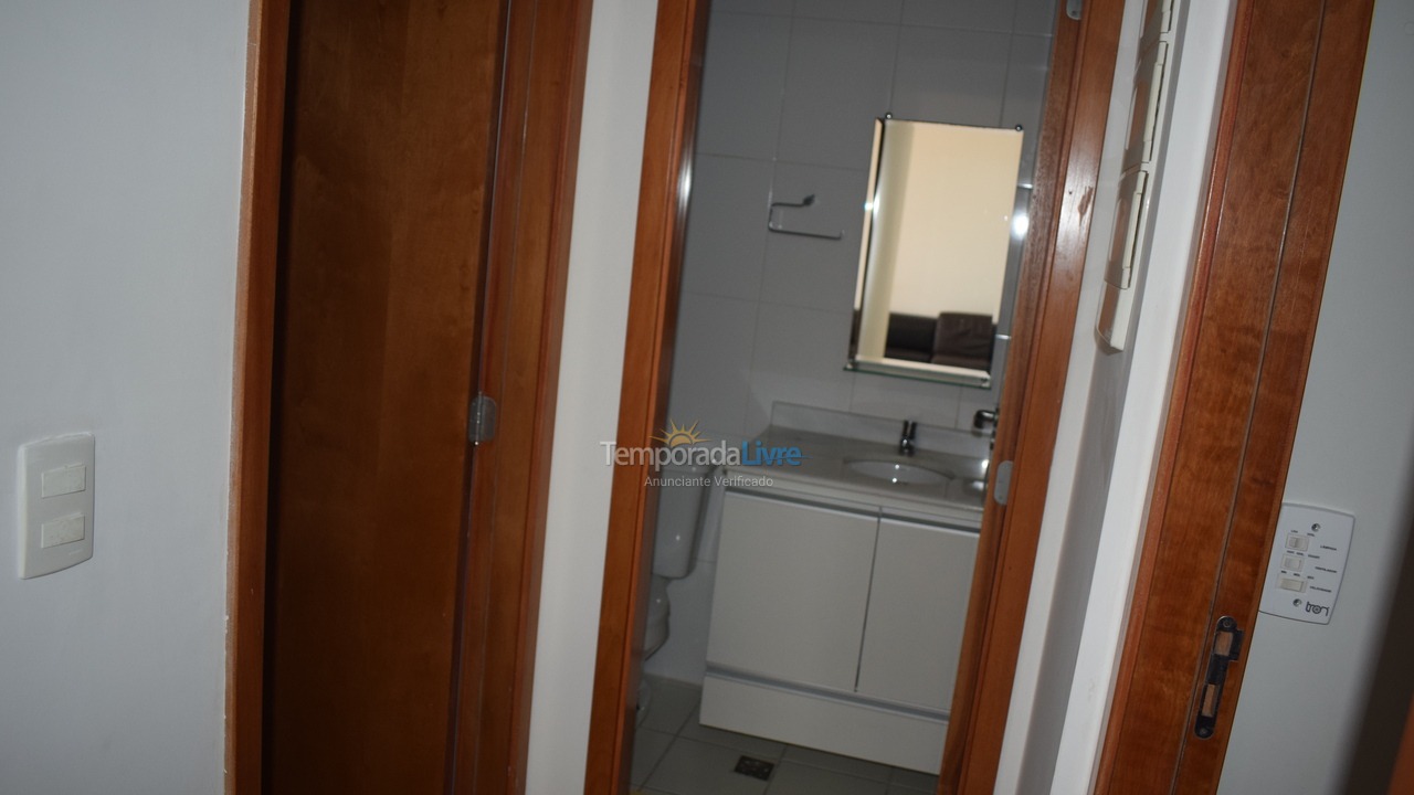 Apartamento para aluguel de temporada em Praia Grande (Guilhermina)