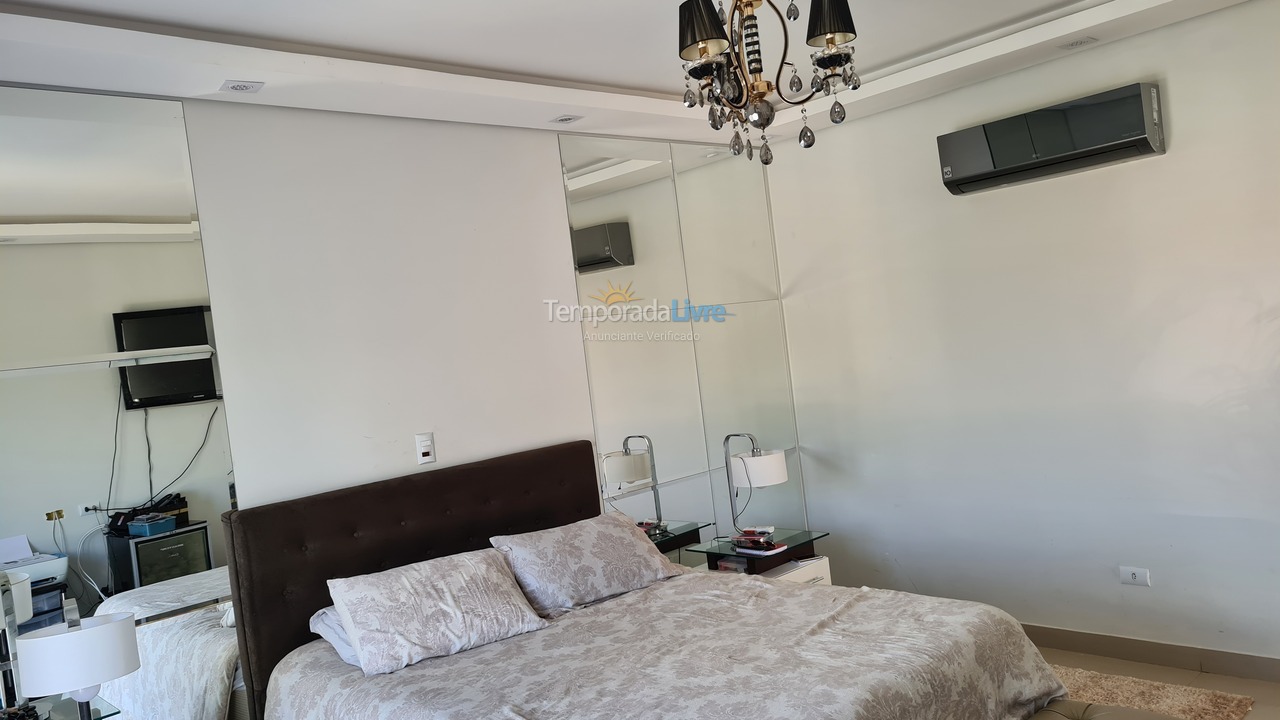 Casa para aluguel de temporada em Paranapanema (Riviera de Santa Cristina Xiii)