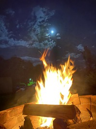 Mansion in the mountains. Come and enjoy paradise in style.