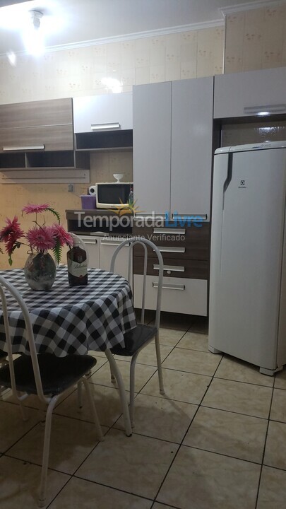 Apartamento para aluguel de temporada em Praia Grande (Boqueirão)