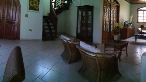 Hermosa casa en Bertioga-sp c / Pscina entre 02 playas