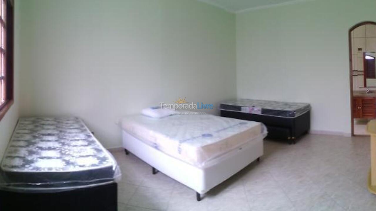 Casa para alquiler de vacaciones em Bertioga (Praia do Indaiá)