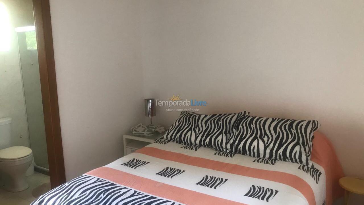 Apartamento para aluguel de temporada em Mata de São João (Imbassaí)