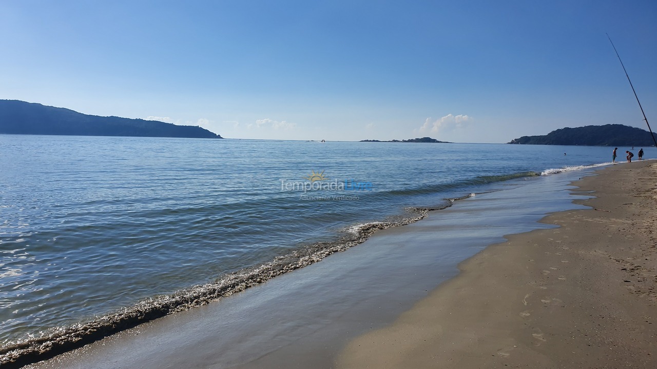 Casa para aluguel de temporada em Palhoça (Praia do Sonho)