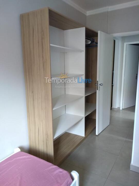 Apartment for vacation rental in Guarujá (Enseada)