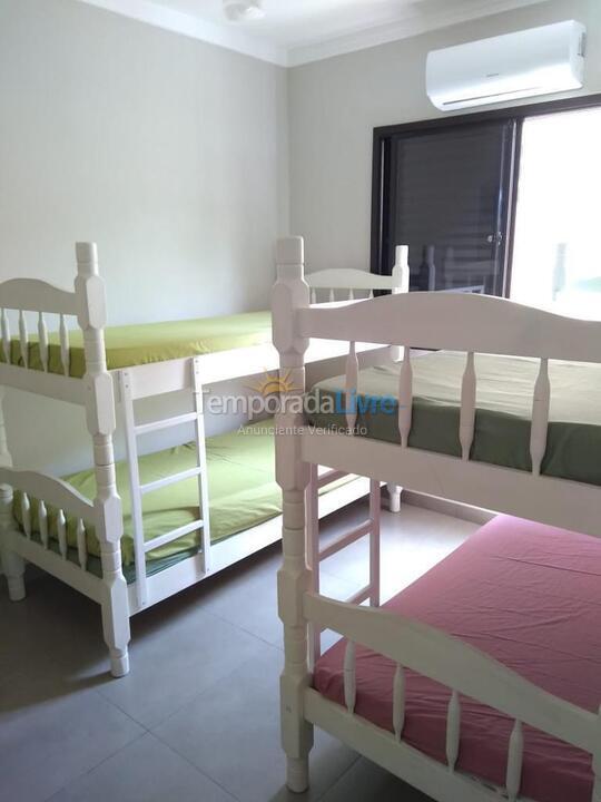 Apartment for vacation rental in Guarujá (Enseada)