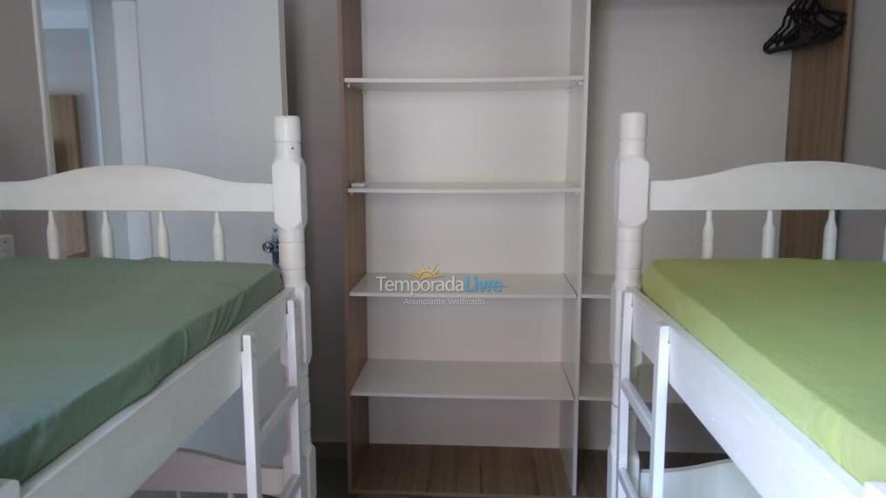 Apartment for vacation rental in Guarujá (Enseada)