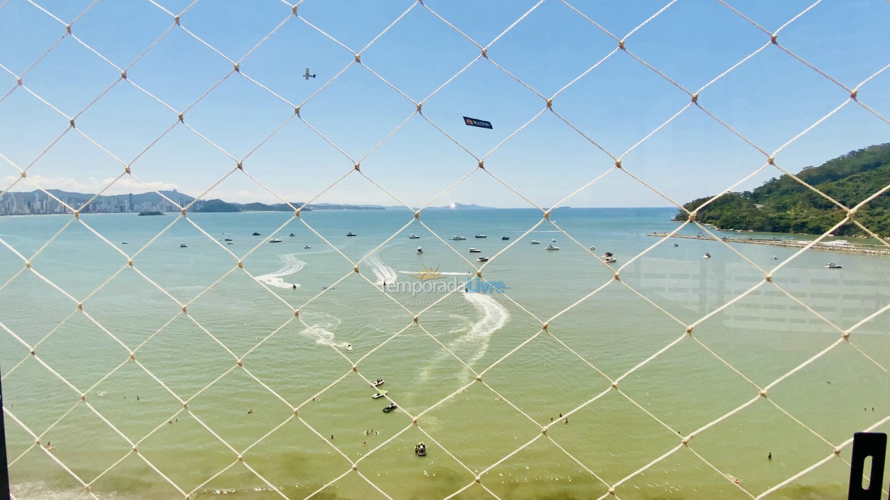 Apartamento para aluguel de temporada em Balneário Camboriú (Praia Central)