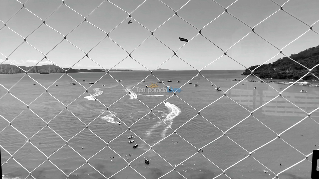 Apartamento para aluguel de temporada em Balneário Camboriú (Praia Central)