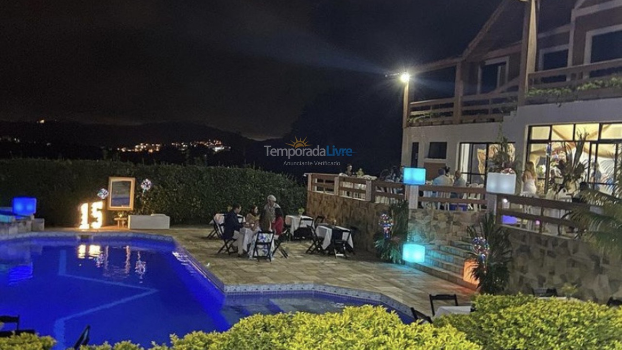 Granja para alquiler de vacaciones em Araçariguama (Chácara dora)