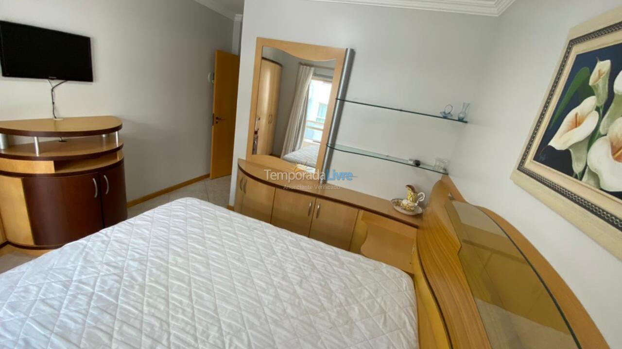 Apartamento para aluguel de temporada em Itapema (Meia Praia)