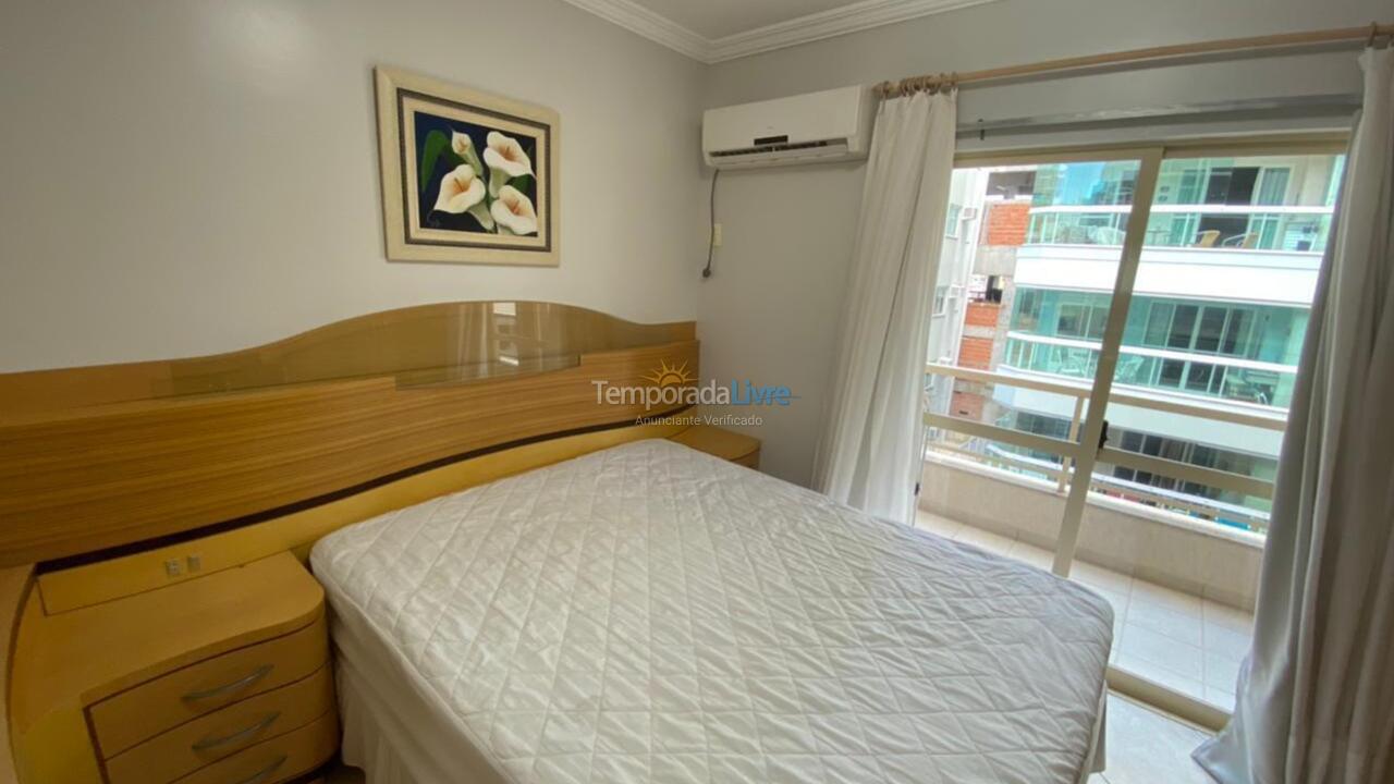 Apartamento para aluguel de temporada em Itapema (Meia Praia)