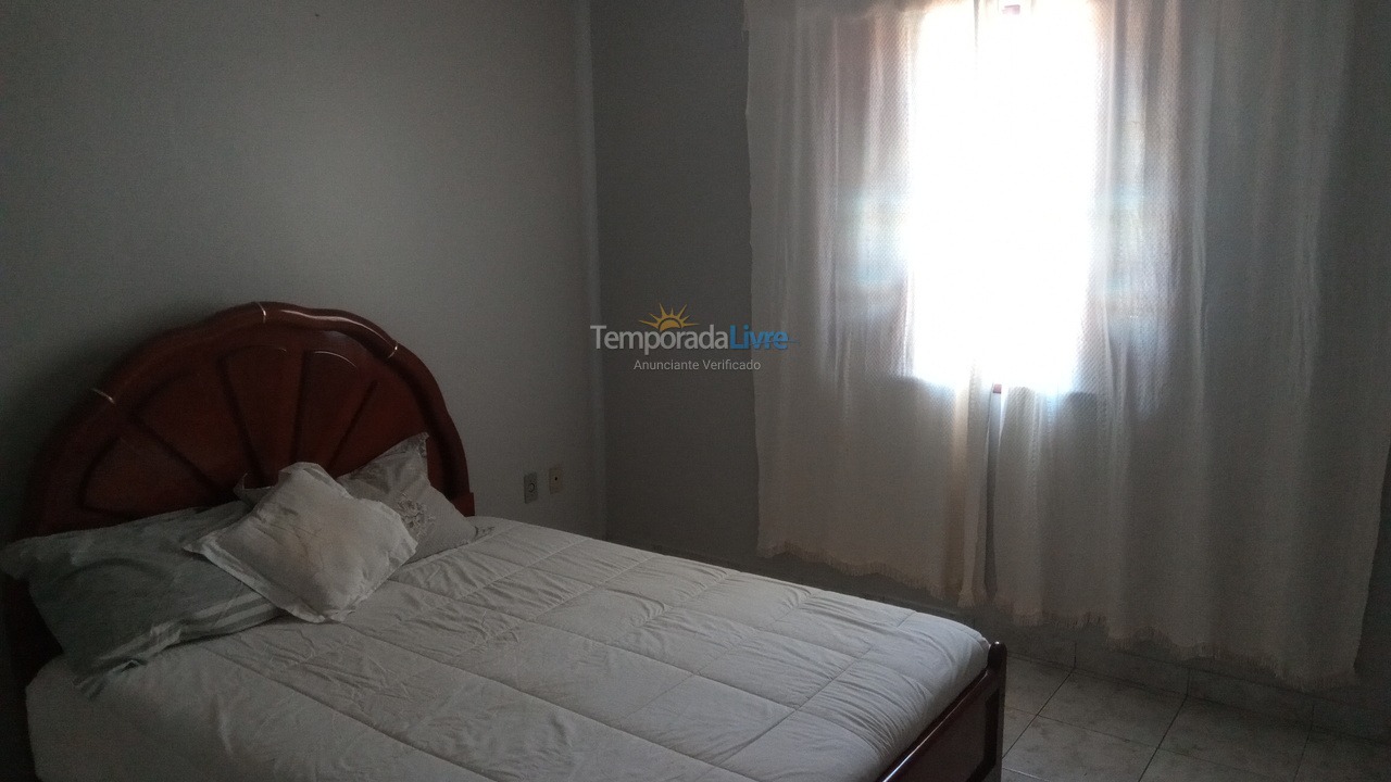 Casa para alquiler de vacaciones em Rio das Ostras (Colinas)