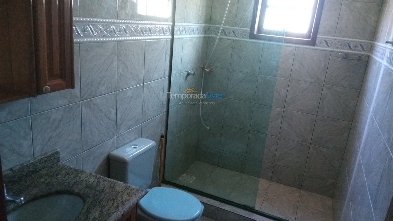 Casa para alquiler de vacaciones em Rio das Ostras (Colinas)