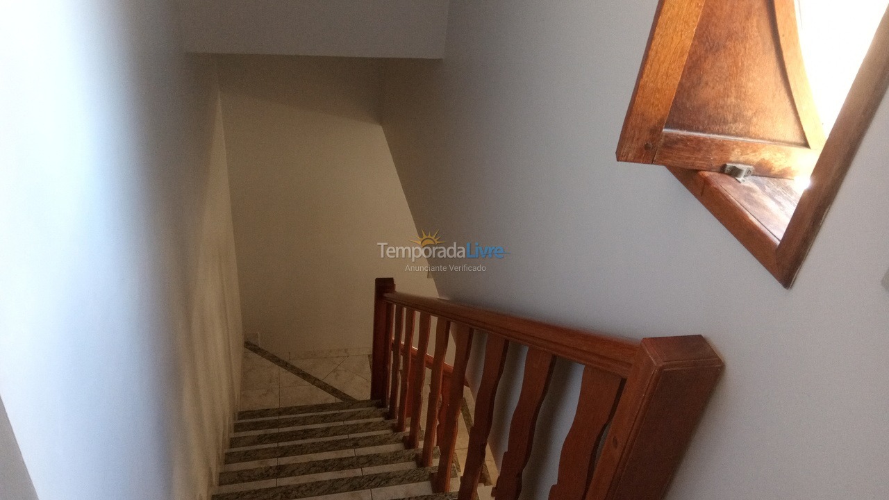 Casa para alquiler de vacaciones em Rio das Ostras (Colinas)