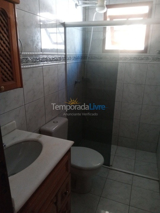 Casa para alquiler de vacaciones em Rio das Ostras (Colinas)