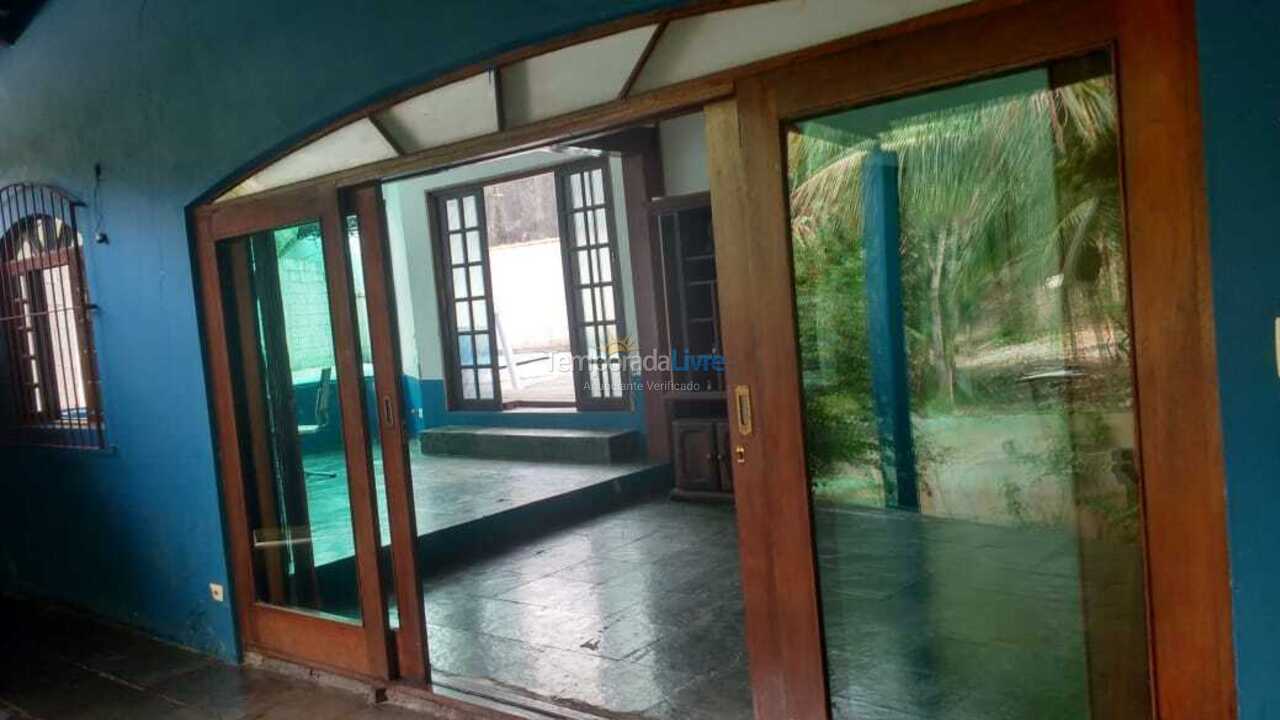 Casa para aluguel de temporada em São Sebastião (Topolandia)