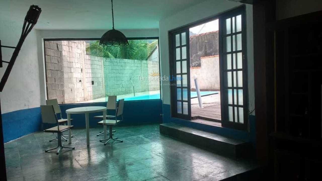 Casa para aluguel de temporada em São Sebastião (Topolandia)