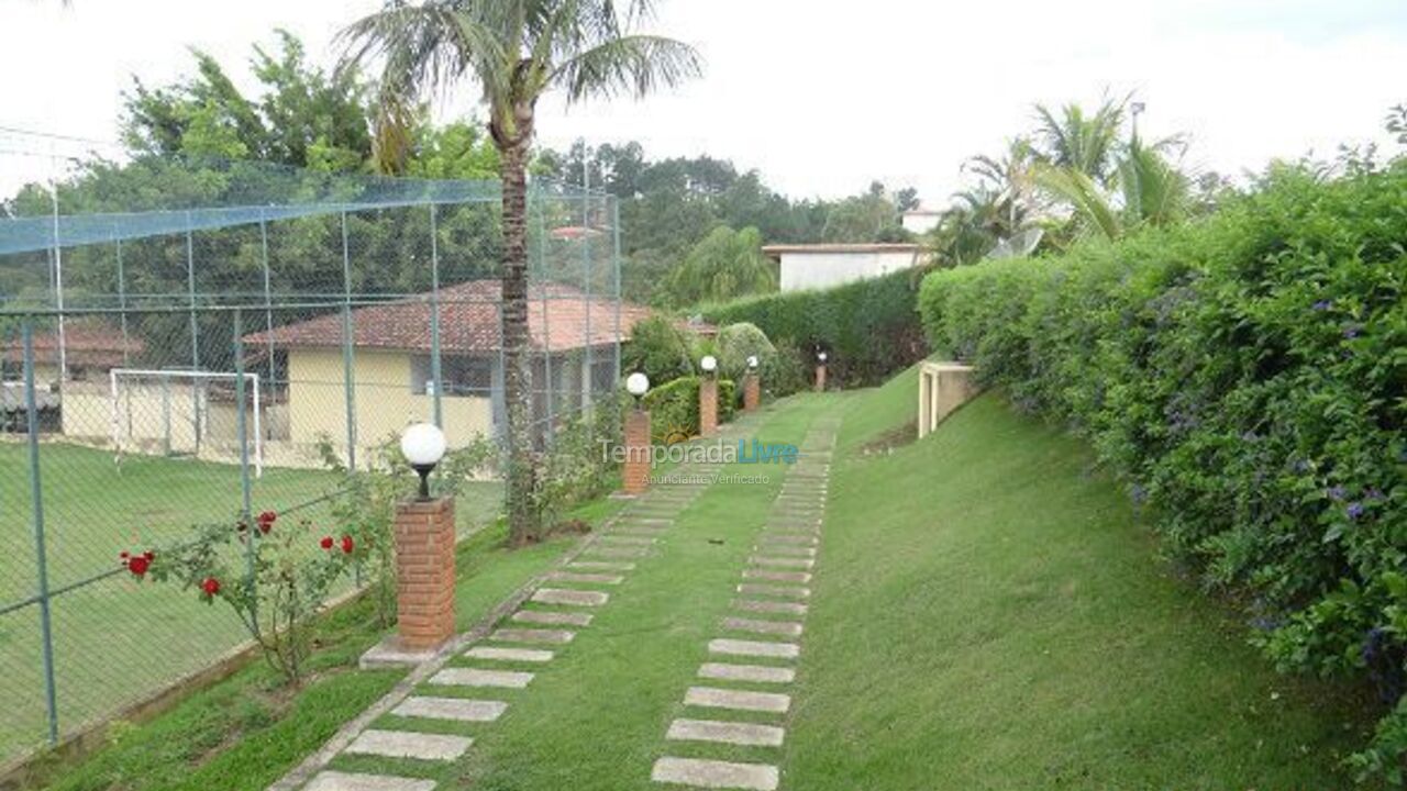 Chácara / sítio para aluguel de temporada em Mairinque (Condomínio Porta do Sol)