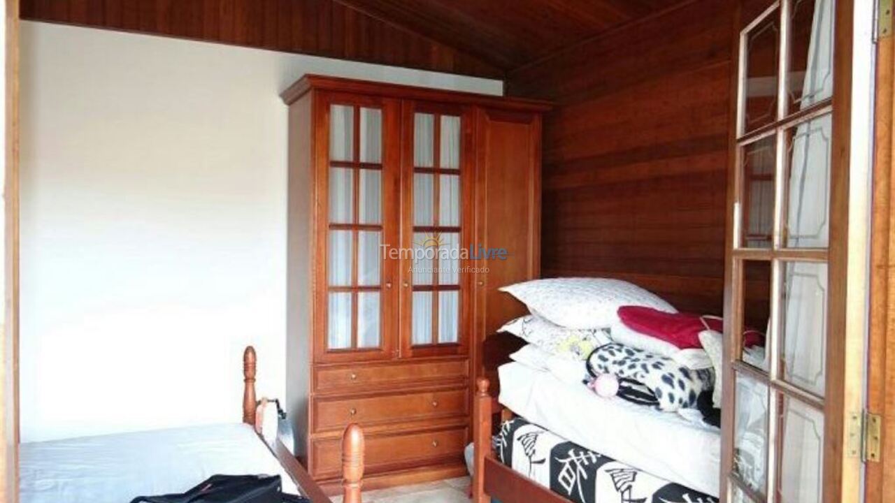 Chácara / sítio para aluguel de temporada em Mairinque (Condomínio Porta do Sol)