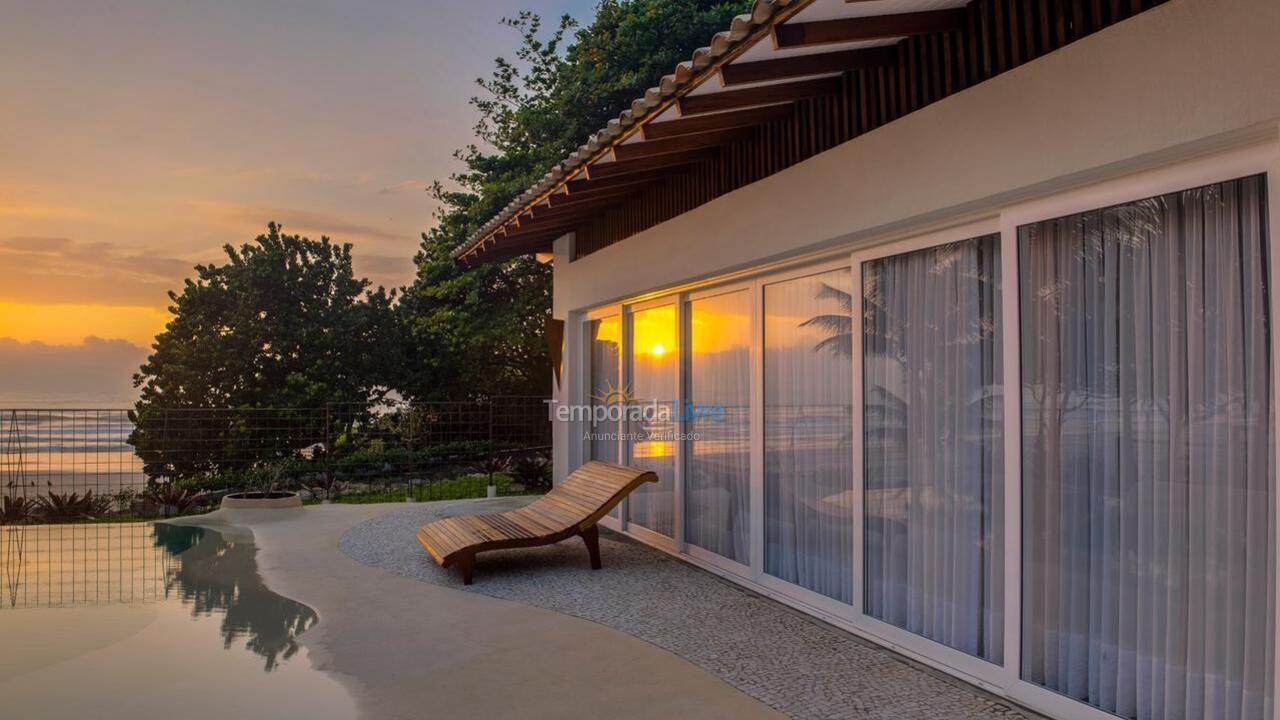 Casa para alquiler de vacaciones em Guarujá (Praia do Tombo)