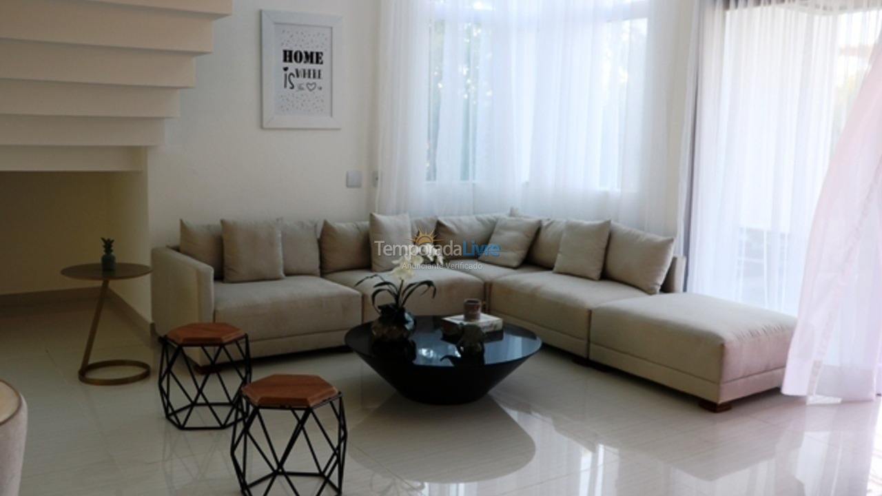 Casa para aluguel de temporada em Camaçari (Praia de Guarajuba)