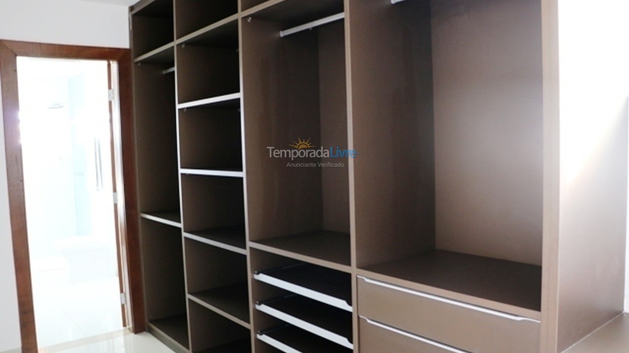 Casa para aluguel de temporada em Camaçari (Praia de Guarajuba)