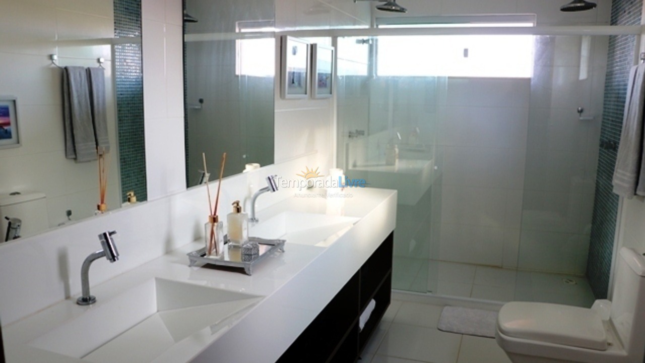 Casa para aluguel de temporada em Camaçari (Praia de Guarajuba)