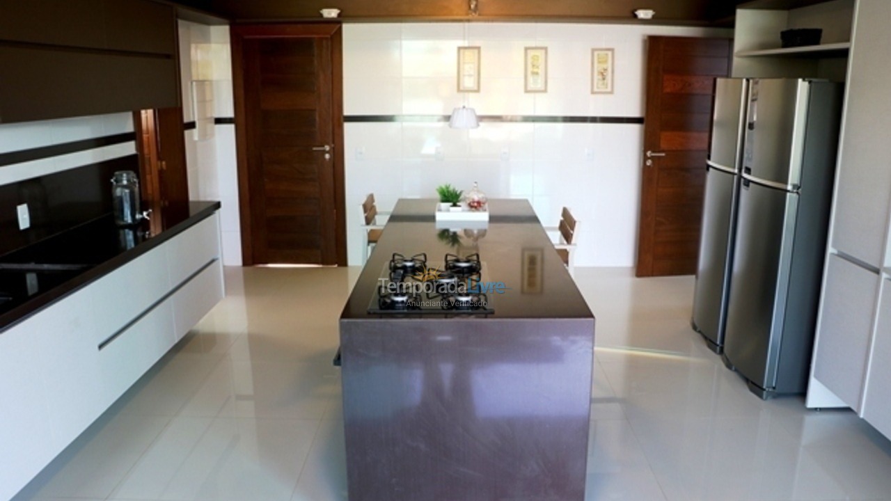 Casa para aluguel de temporada em Camaçari (Praia de Guarajuba)